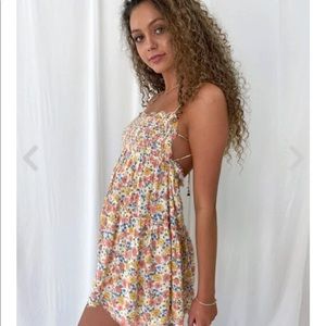 ISABELLES CABINET FLOWER DRESS💗💗💗